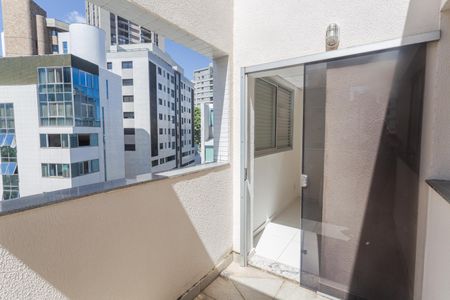 Apartamento para alugar com 134m², 2 quartos e 3 vagas Apartamento para alugar com 134m², 2 quartos e 3 vagasVaranda da Sala 2 na Cobertura
