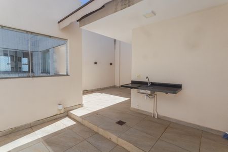Apartamento para alugar com 134m², 2 quartos e 3 vagas Apartamento para alugar com 134m², 2 quartos e 3 vagasCobertura