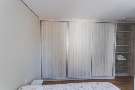Apartamento para alugar com 134m², 2 quartos e 3 vagas Apartamento para alugar com 134m², 2 quartos e 3 vagasArmário da Suíte