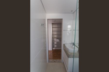 Apartamento para alugar com 134m², 2 quartos e 3 vagas Apartamento para alugar com 134m², 2 quartos e 3 vagasBanheiro da Suíte