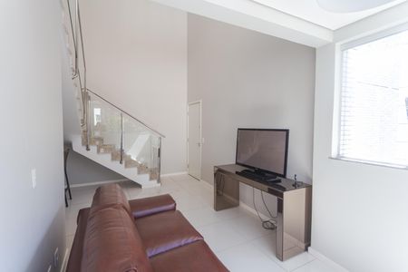 Apartamento para alugar com 134m², 2 quartos e 3 vagas Apartamento para alugar com 134m², 2 quartos e 3 vagasSala 1