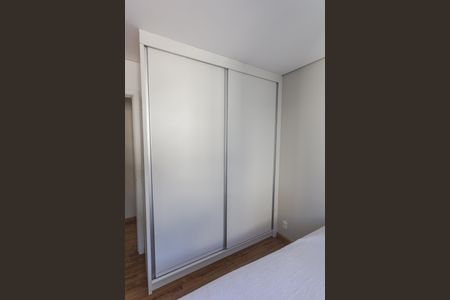 Apartamento para alugar com 134m², 2 quartos e 3 vagas Apartamento para alugar com 134m², 2 quartos e 3 vagasArmário do Quarto 2