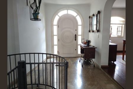 Casa à venda com 430m², 4 quartos e 5 vagas