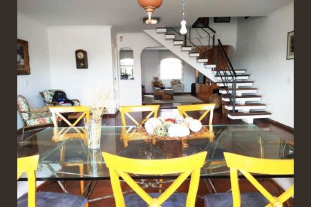 Casa à venda com 430m², 4 quartos e 5 vagas