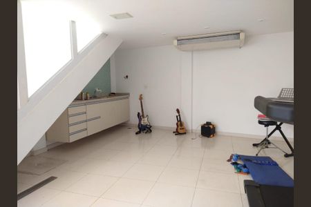 Casa à venda com 430m², 4 quartos e 5 vagas