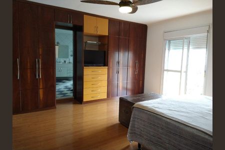 Casa à venda com 430m², 4 quartos e 5 vagas