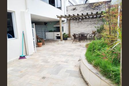 Casa à venda com 430m², 4 quartos e 5 vagas