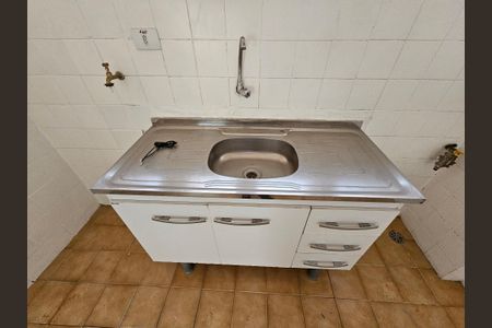 Apartamento à venda com 50m², 2 quartos e sem vaga Apartamento à venda com 50m², 2 quartos e sem vagaCozinha/ Serviço