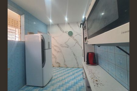 Casa à venda com 150m², 4 quartos e 3 vagas Casa à venda com 150m², 4 quartos e 3 vagasCozinha