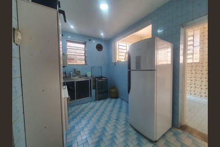 Casa à venda com 150m², 4 quartos e 3 vagas Casa à venda com 150m², 4 quartos e 3 vagasCozinha