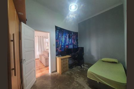 Casa à venda com 150m², 4 quartos e 3 vagas Casa à venda com 150m², 4 quartos e 3 vagasQuarto 2