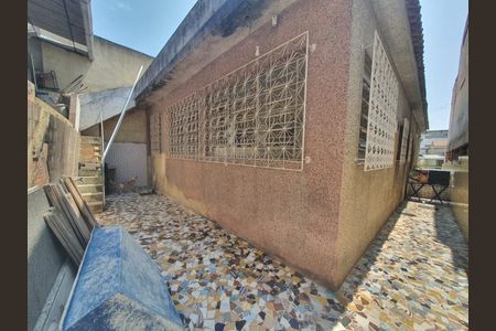 Casa à venda com 150m², 4 quartos e 3 vagas Casa à venda com 150m², 4 quartos e 3 vagasÁrea Externa