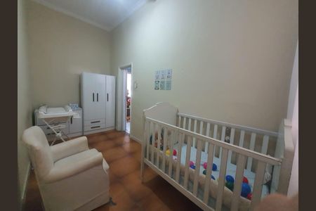 Casa à venda com 150m², 4 quartos e 3 vagas