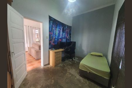 Casa à venda com 150m², 4 quartos e 3 vagas Casa à venda com 150m², 4 quartos e 3 vagasQuarto 2