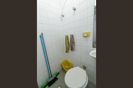 Apartamento à venda com 150m², 5 quartos e 3 vagas Apartamento à venda com 150m², 5 quartos e 3 vagasÁrea de Serviço