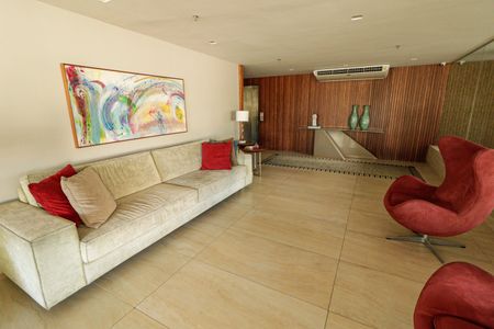 Apartamento à venda com 150m², 5 quartos e 3 vagas Apartamento à venda com 150m², 5 quartos e 3 vagasÁrea comum