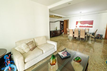 Apartamento à venda com 150m², 5 quartos e 3 vagas Apartamento à venda com 150m², 5 quartos e 3 vagasSala