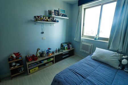 Apartamento à venda com 150m², 5 quartos e 3 vagas Apartamento à venda com 150m², 5 quartos e 3 vagasQuarto 2