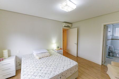 Apartamento à venda com 93m², 2 quartos e 2 vagas Apartamento à venda com 93m², 2 quartos e 2 vagasQuarto 1
