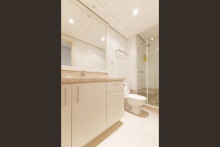 Apartamento à venda com 93m², 2 quartos e 2 vagas Apartamento à venda com 93m², 2 quartos e 2 vagasBanheiro