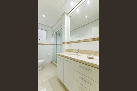 Apartamento à venda com 93m², 2 quartos e 2 vagas Apartamento à venda com 93m², 2 quartos e 2 vagasBanheiro do Quarto 1