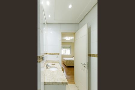 Apartamento à venda com 93m², 2 quartos e 2 vagas Apartamento à venda com 93m², 2 quartos e 2 vagasBanheiro do Quarto 1