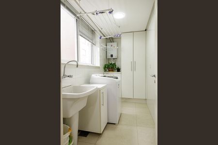 Apartamento à venda com 93m², 2 quartos e 2 vagas Apartamento à venda com 93m², 2 quartos e 2 vagasÁrea de Serviço
