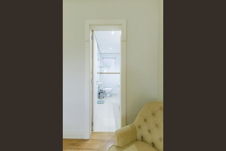 Apartamento à venda com 93m², 2 quartos e 2 vagas Apartamento à venda com 93m², 2 quartos e 2 vagasBanheiro do Quarto 1