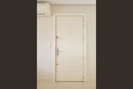 Apartamento à venda com 93m², 2 quartos e 2 vagas Apartamento à venda com 93m², 2 quartos e 2 vagasÁrea de Serviço