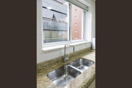 Apartamento à venda com 93m², 2 quartos e 2 vagas Apartamento à venda com 93m², 2 quartos e 2 vagasCozinha