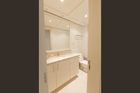 Apartamento à venda com 93m², 2 quartos e 2 vagas Apartamento à venda com 93m², 2 quartos e 2 vagasBanheiro