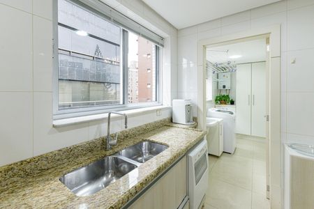 Apartamento à venda com 93m², 2 quartos e 2 vagas Apartamento à venda com 93m², 2 quartos e 2 vagasCozinha