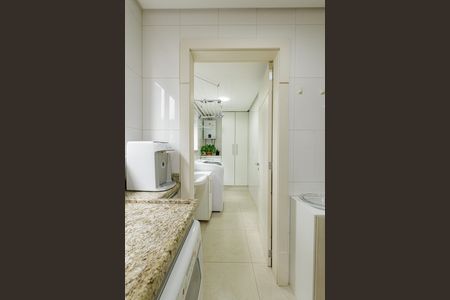 Apartamento à venda com 93m², 2 quartos e 2 vagas Apartamento à venda com 93m², 2 quartos e 2 vagasCozinha