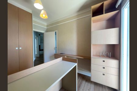 Casa de condomínio para alugar com 322m², 4 quartos e 3 vagas Casa de condomínio para alugar com 322m², 4 quartos e 3 vagasSuíte 2