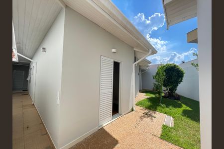 Casa de condomínio para alugar com 322m², 4 quartos e 3 vagas Casa de condomínio para alugar com 322m², 4 quartos e 3 vagasQuarto de Serviço