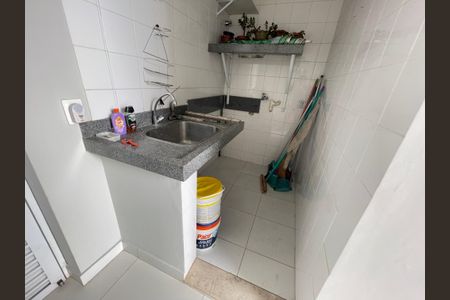 Casa de condomínio para alugar com 322m², 4 quartos e 3 vagas Casa de condomínio para alugar com 322m², 4 quartos e 3 vagasÁrea de Serviço