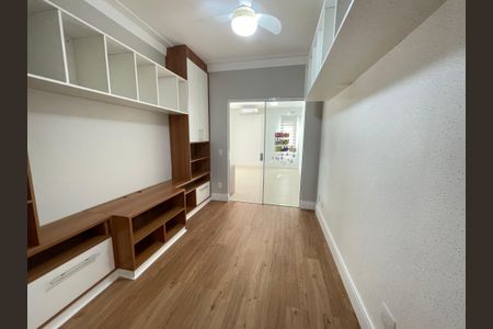 Casa de condomínio para alugar com 322m², 4 quartos e 3 vagas Casa de condomínio para alugar com 322m², 4 quartos e 3 vagasSala 2