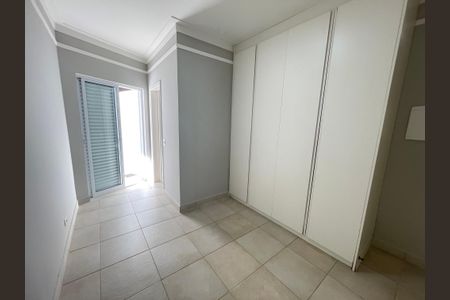 Casa de condomínio para alugar com 322m², 4 quartos e 3 vagas Casa de condomínio para alugar com 322m², 4 quartos e 3 vagasSuíte 4