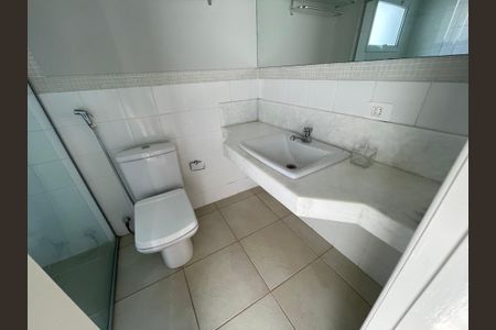 Casa de condomínio para alugar com 322m², 4 quartos e 3 vagas Casa de condomínio para alugar com 322m², 4 quartos e 3 vagasSuíte 4