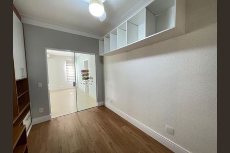 Casa de condomínio para alugar com 322m², 4 quartos e 3 vagas Casa de condomínio para alugar com 322m², 4 quartos e 3 vagasSala 2