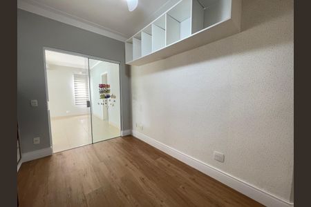 Casa de condomínio para alugar com 322m², 4 quartos e 3 vagas Casa de condomínio para alugar com 322m², 4 quartos e 3 vagasSala 2