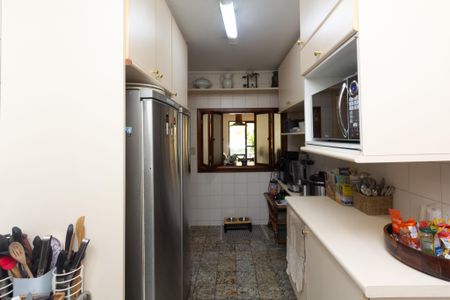 Apartamento à venda com 95m², 3 quartos e 2 vagasCozinha