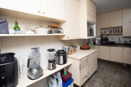 Apartamento à venda com 95m², 3 quartos e 2 vagasCozinha