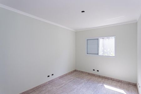 Casa à venda com 181m², 3 quartos e 4 vagasQuarto 2