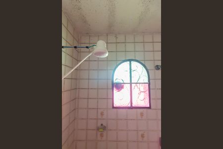 Casa à venda com 250m², 6 quartos e 5 vagasBanheiro 1