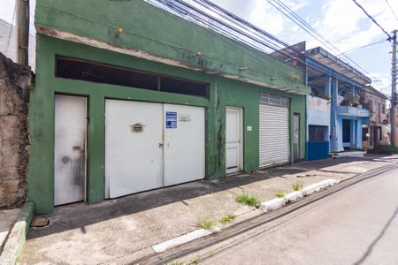 Casa à venda com 250m², 6 quartos e 5 vagasFachada