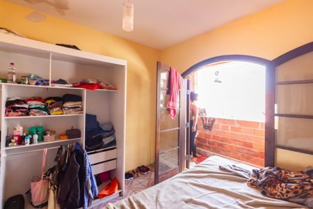 Casa à venda com 250m², 6 quartos e 5 vagasQuarto 1