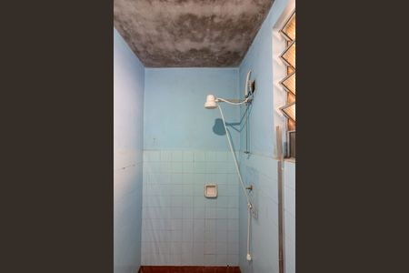 Casa à venda com 250m², 6 quartos e 5 vagasBanheiro 2