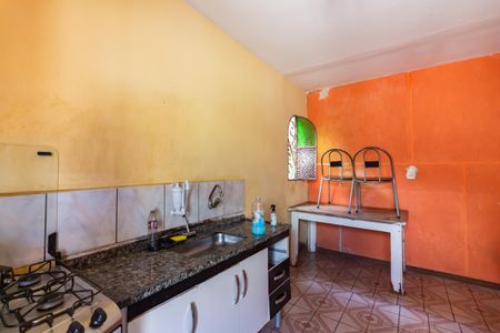 Casa à venda com 250m², 6 quartos e 5 vagasCozinha 2