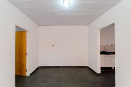 Casa para alugar com 60m², 1 quarto e 1 vagaSala